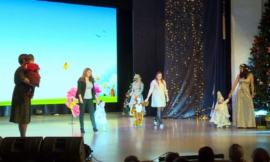 В столице Поморья прошёл традиционный городской конкурс карнавальных костюмов «Маскарад Календаря»