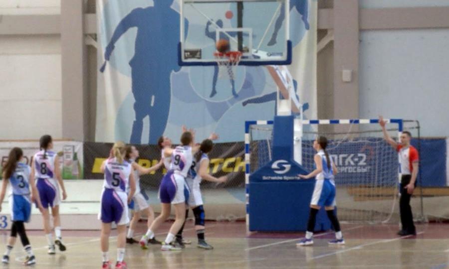 В Архангельске завершился региональный этап Всероссийского турнира школьной баскетбольной лиги КЭС-Баскет