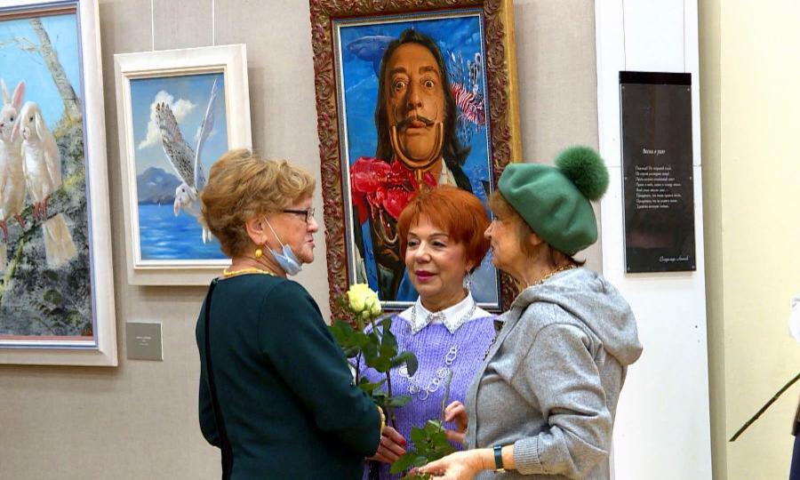 Художник Никас Сафронов представил свою выставку в Архангельском музее изобразительных искусств