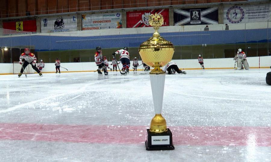 Юные хоккеисты из Архангельска стали победителями отборочного турнира финальных Всероссийских соревнований «Золотая шайба»