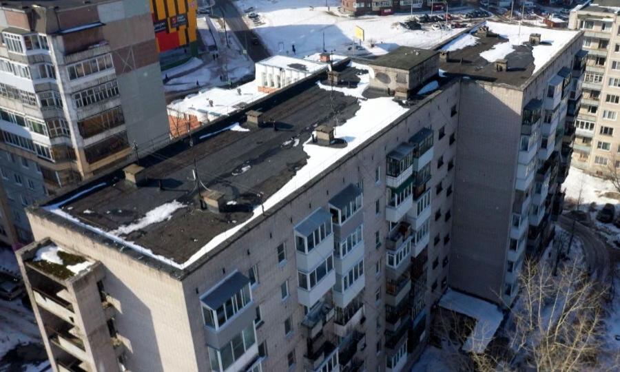 Жильцы многоэтажки на улице Тимме в Архангельске страдают от постоянных потопов