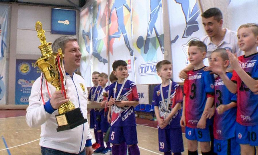 В Архангельске завершился чемпионат по мини-футболу на кубок главы города
