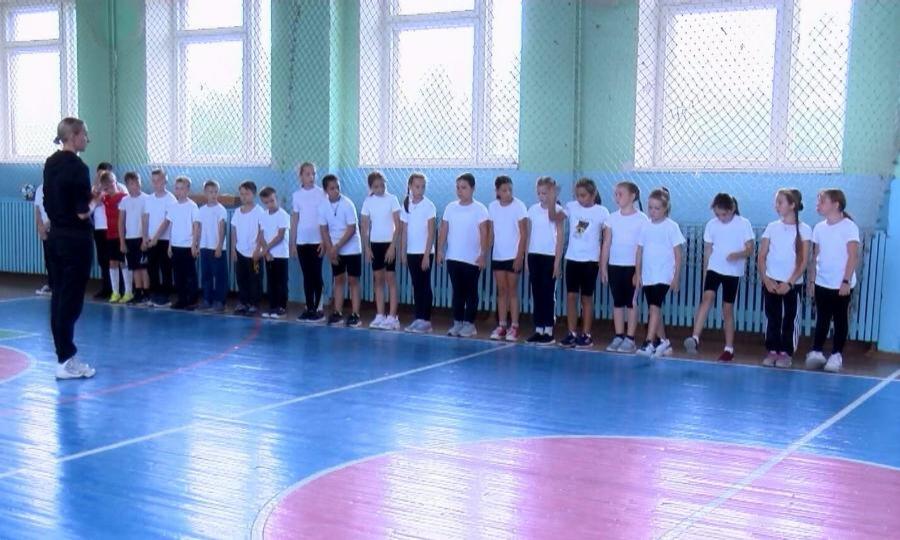 В Котласе началась реализация проекта Российского футбольного союза «Футбол в школе»